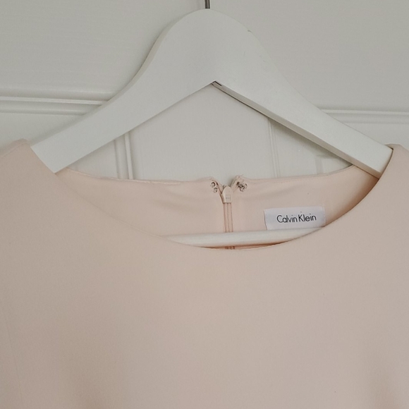 Dress - Picture 3 of 8